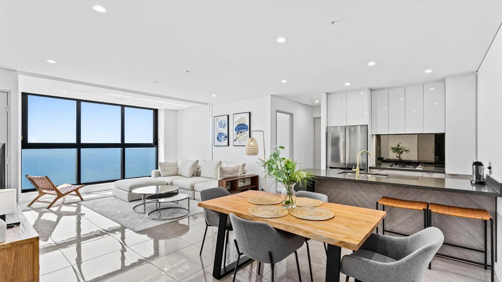 Surfers Paradise New Beachfront Apartments Gold Coast Avustralya