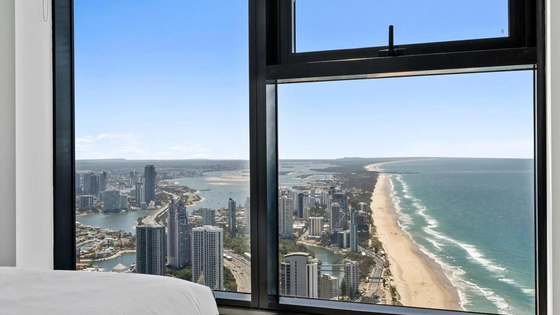 Surfers Paradise New Beachfront Apartments Gold Coast 0*,