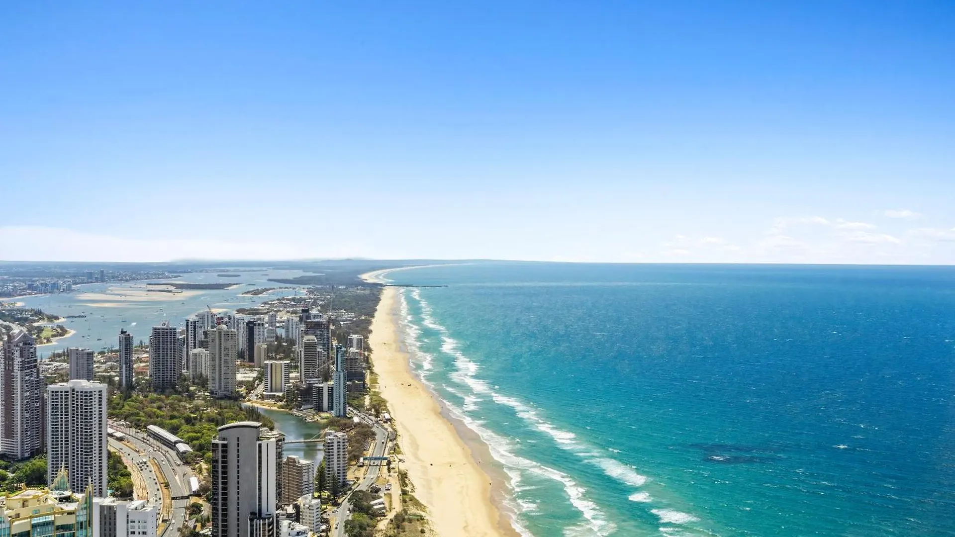 Surfers Paradise New Beachfront Apartments Gold Coast 0*,  Avustralya