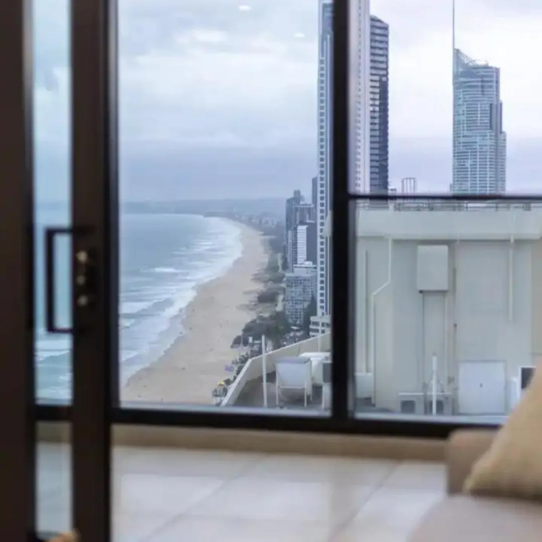 Surfers Paradise New Beachfront Apartments Gold Coast Avustralya