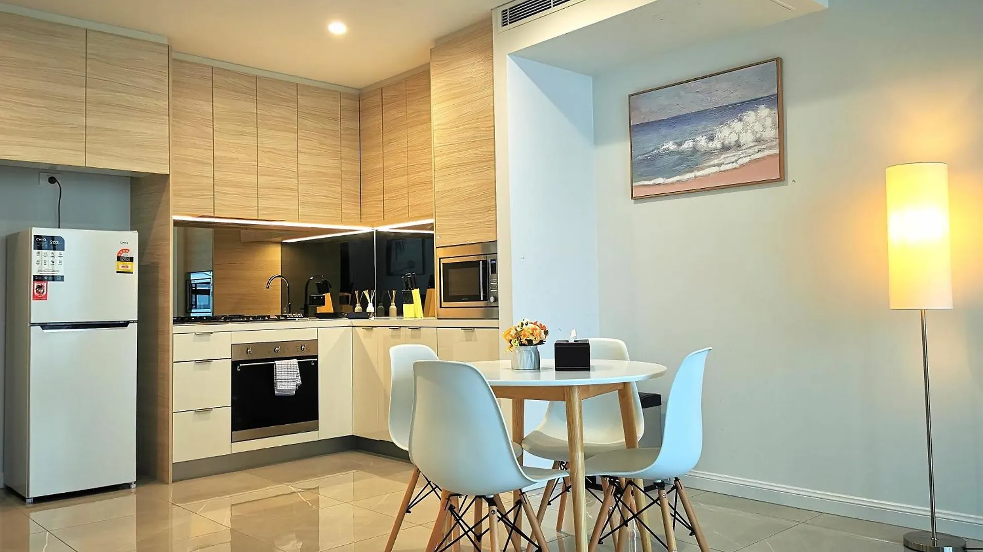 Surfers Paradise New Beachfront Apartments Gold Coast