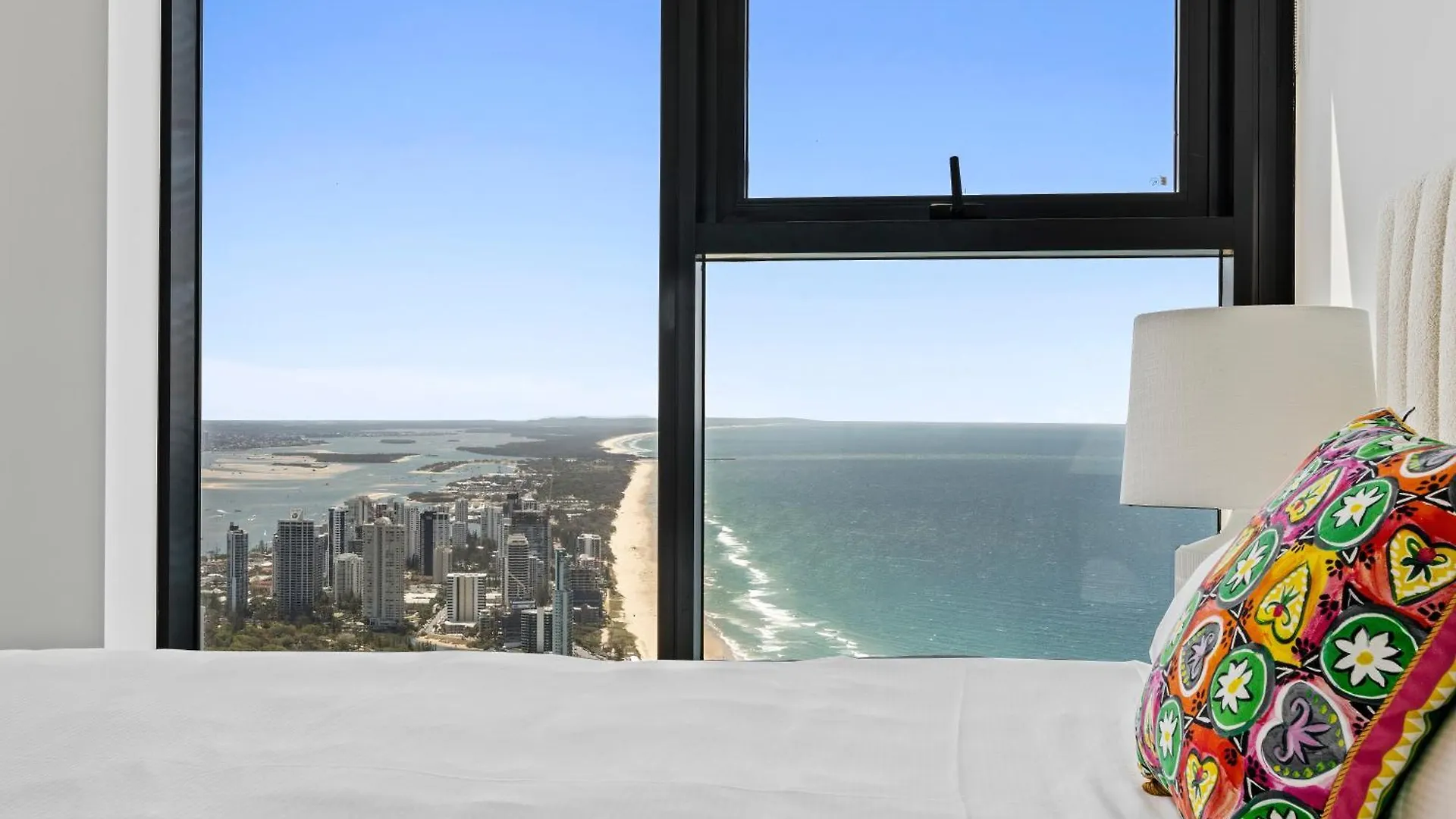 Surfers Paradise New Beachfront Apartments Gold Coast